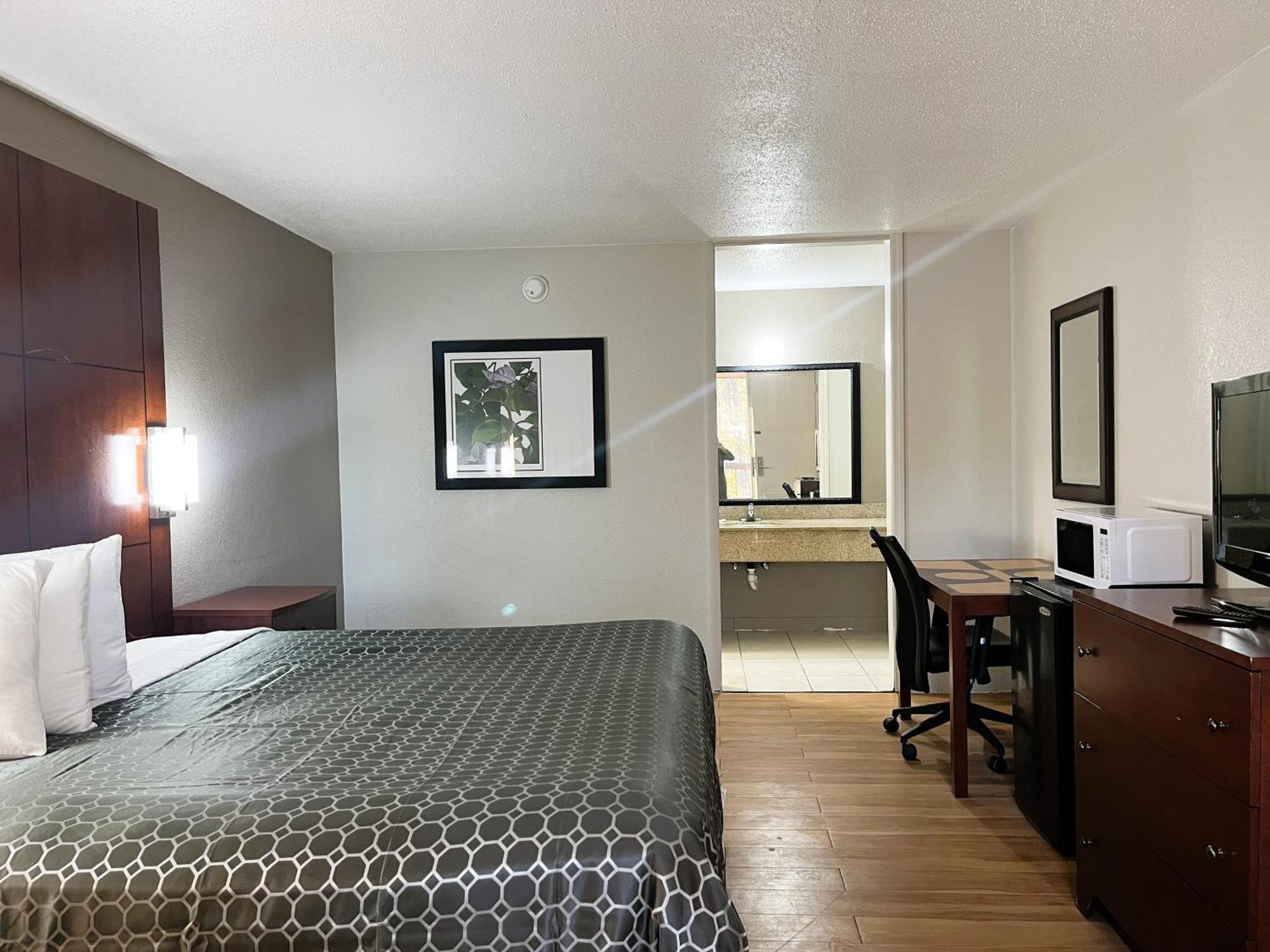 Budgetel Inn Phenix City Dış mekan fotoğraf